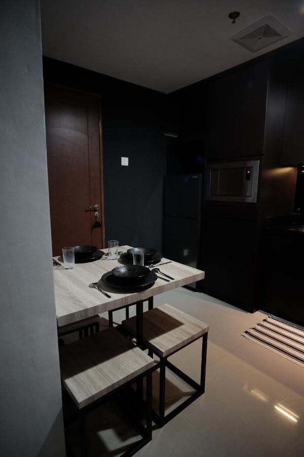 2 Bedrooms - Royal Olive Apartment - Pejaten South Of Τζακάρτα Εξωτερικό φωτογραφία
